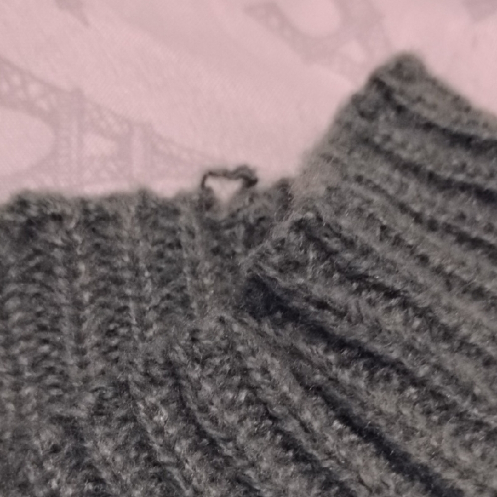 Forest Green Sweater with Black & White Sheep Design Size Large Unbranded - Picture 3 of 4
